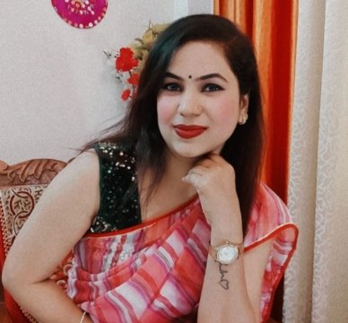 Anjali Kumari, a fashionable and dynamic entrepreneur, inspires Indian women through her trendy clothing store and passion for empowering modern women.