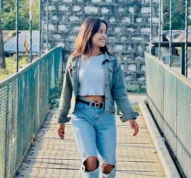 Kasak Kashyap inspires women with her passion for fashion and style. Her journey showcases confidence, creativity, and a drive to empower others.