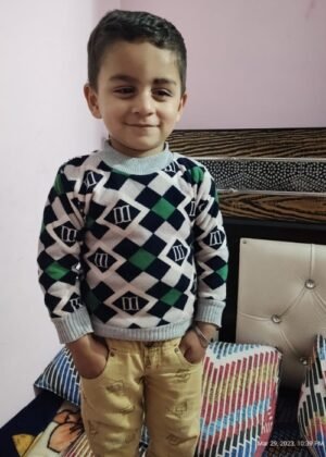 Keep your child warm & stylish – Order this Woolen Sweatshirt Pack today!