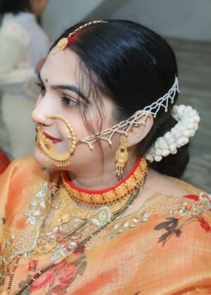 Mogra Gajra Hair Accessory – Artificial Flower Bun Scrunchie for Weddings