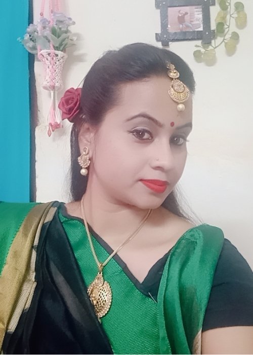 LAKMÉ 9To5 Powerplay Matte Lipstick – Red Twist, 3.6G - Shivani Jaswal LAKMÉ 9To5 Powerplay Matte Lipstick – Red Twist, 3.6G