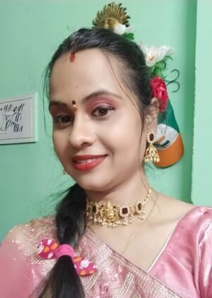 LAKMÉ Forever Matte Lipstick – Burgundy Bloom, 4.5G