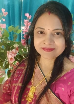 Matte Lipstick 10-Outrageous – Bold, Vibrant & Long-Lasting