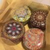 Colored tin box with scented soy wax candle, 110g, perfect for home decor or gifting