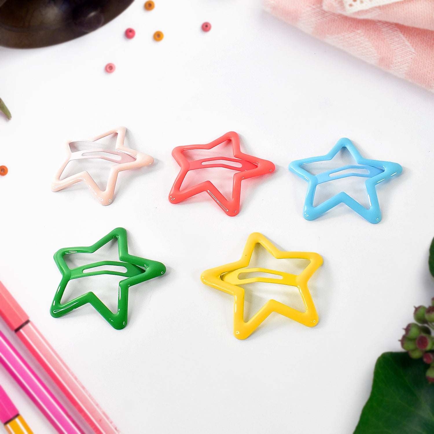 Metal Printed Star Shape Hair Clips (5 Pcs Set) - Shivani Jaswal Metal Printed Star Shape Hair Clips (5 Pcs Set)