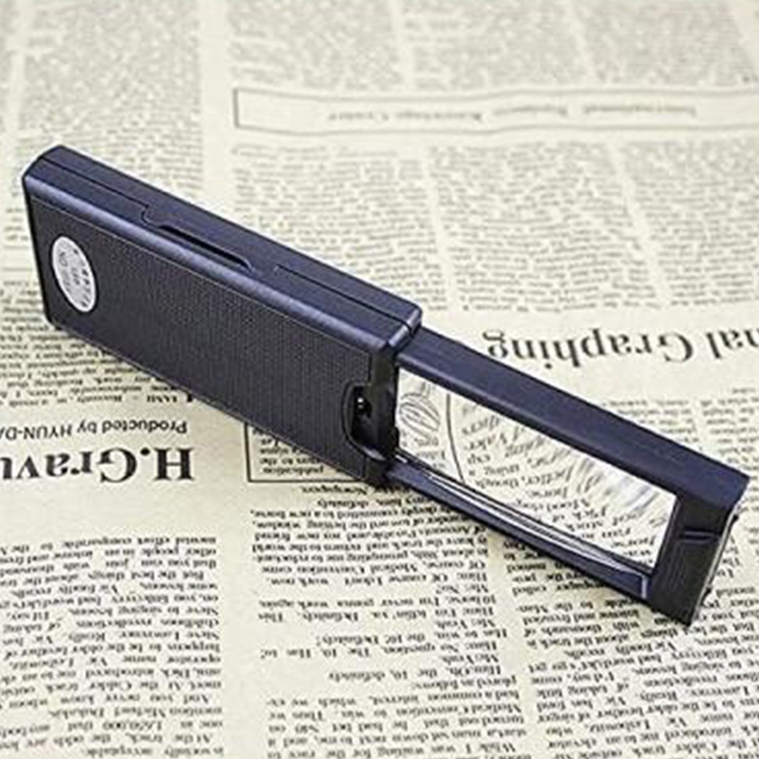 Multipurpose Extendable Magnifier with LED Magnifier (1 Pc) - Shivani Jaswal Multipurpose Extendable Magnifier with LED Magnifier (1 Pc)