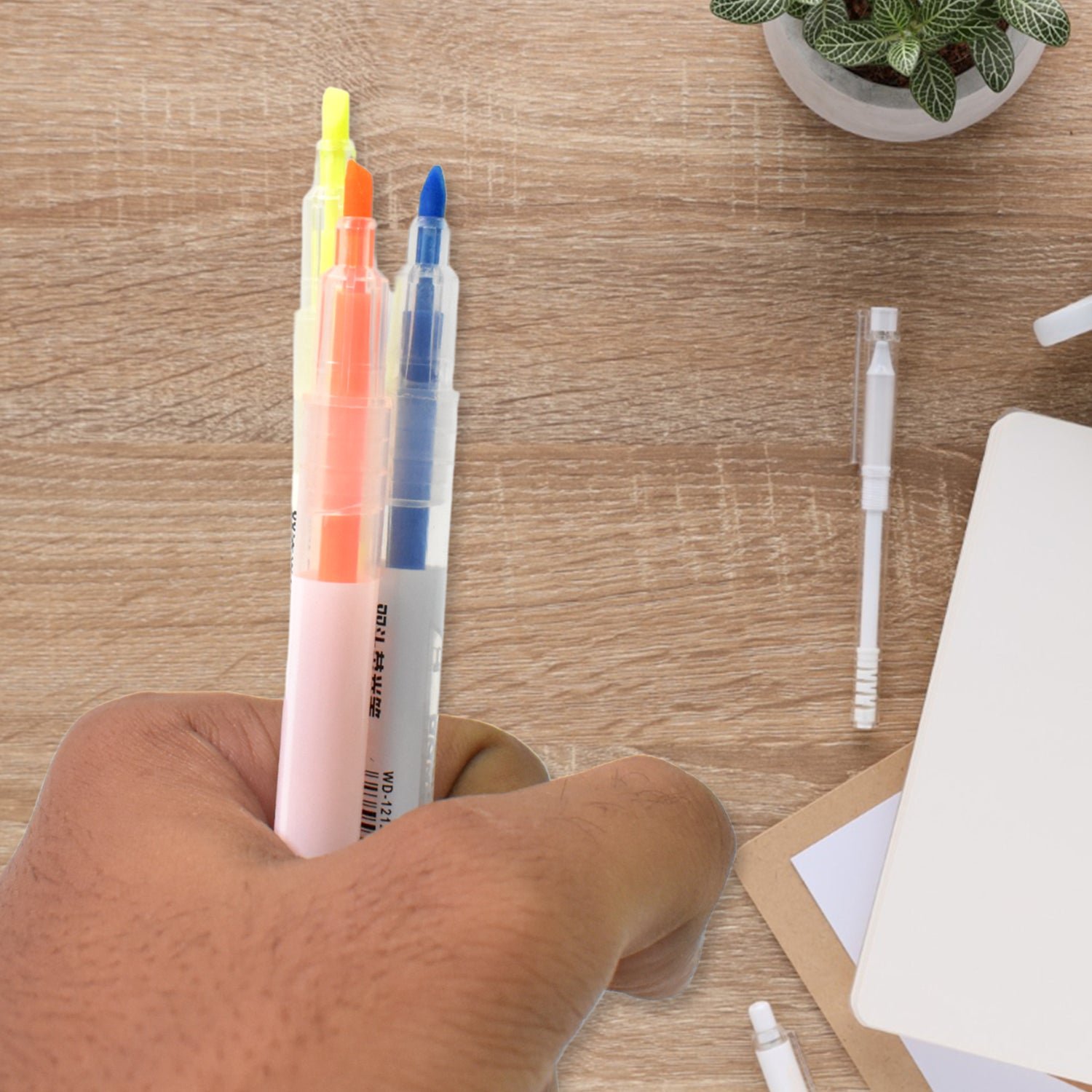 Dual-Headed Highlighter 3 Colors Double head Highlighter Pen (3 Pcs Set) - Shivani Jaswal Dual-Headed Highlighter 3 Colors Double head Highlighter Pen (3 Pcs Set)