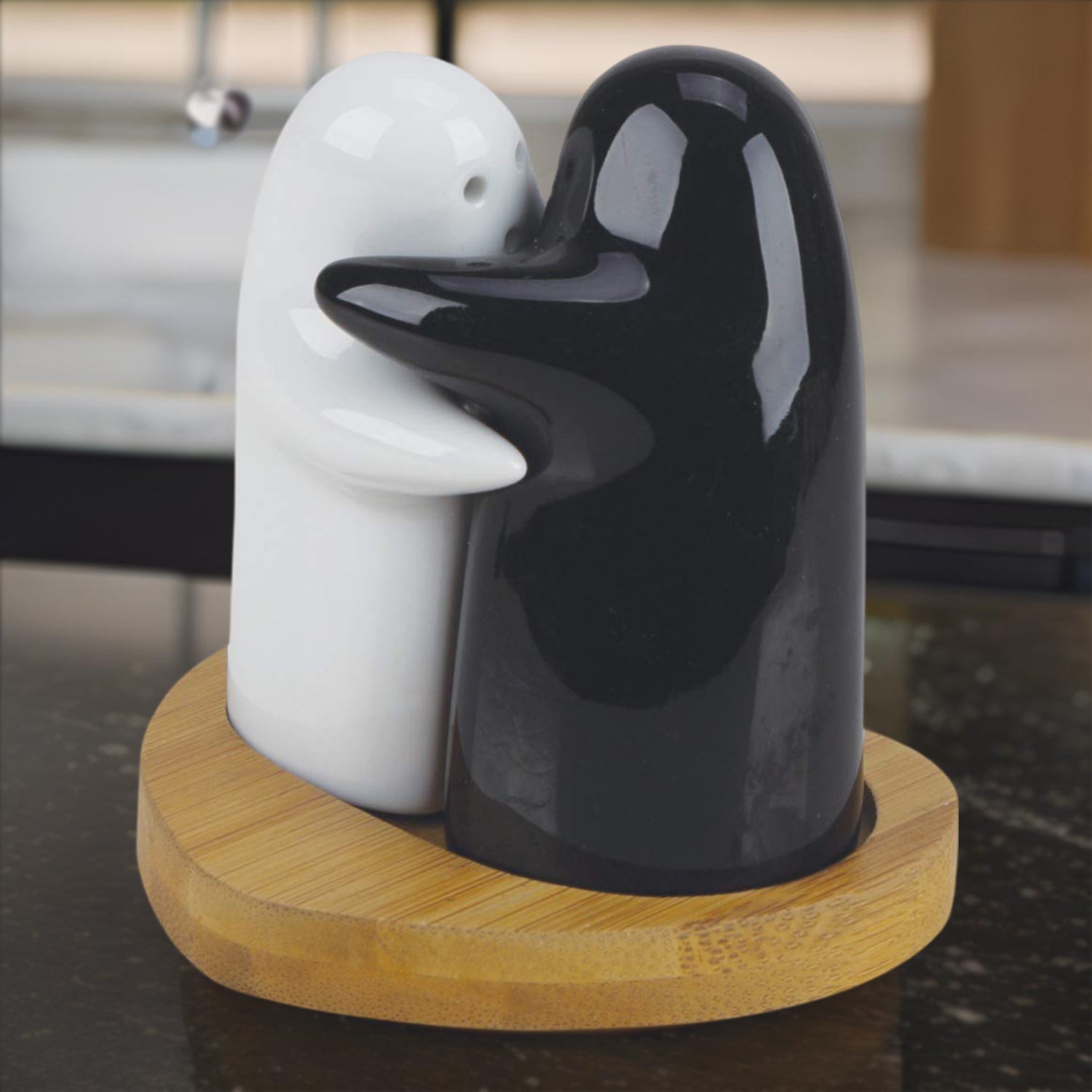Salt and Pepper Seasoning and Spice Shakers Cute Plastic (2 Pcs Set) - Shivani Jaswal Salt and Pepper Seasoning and Spice Shakers Cute Plastic (2 Pcs Set)