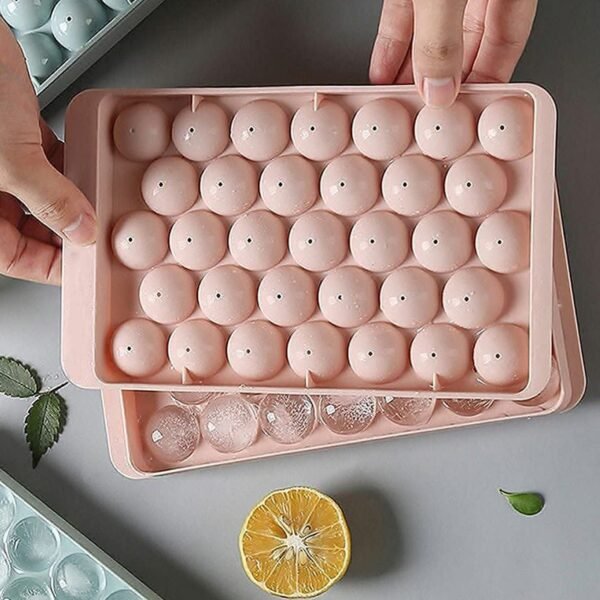 Plastic Round Reusable Ice Cube Ice Ball Mold / Lolli Candy Maker 33 Moulds (16.5Ã—10 Cm / 1 Pc)