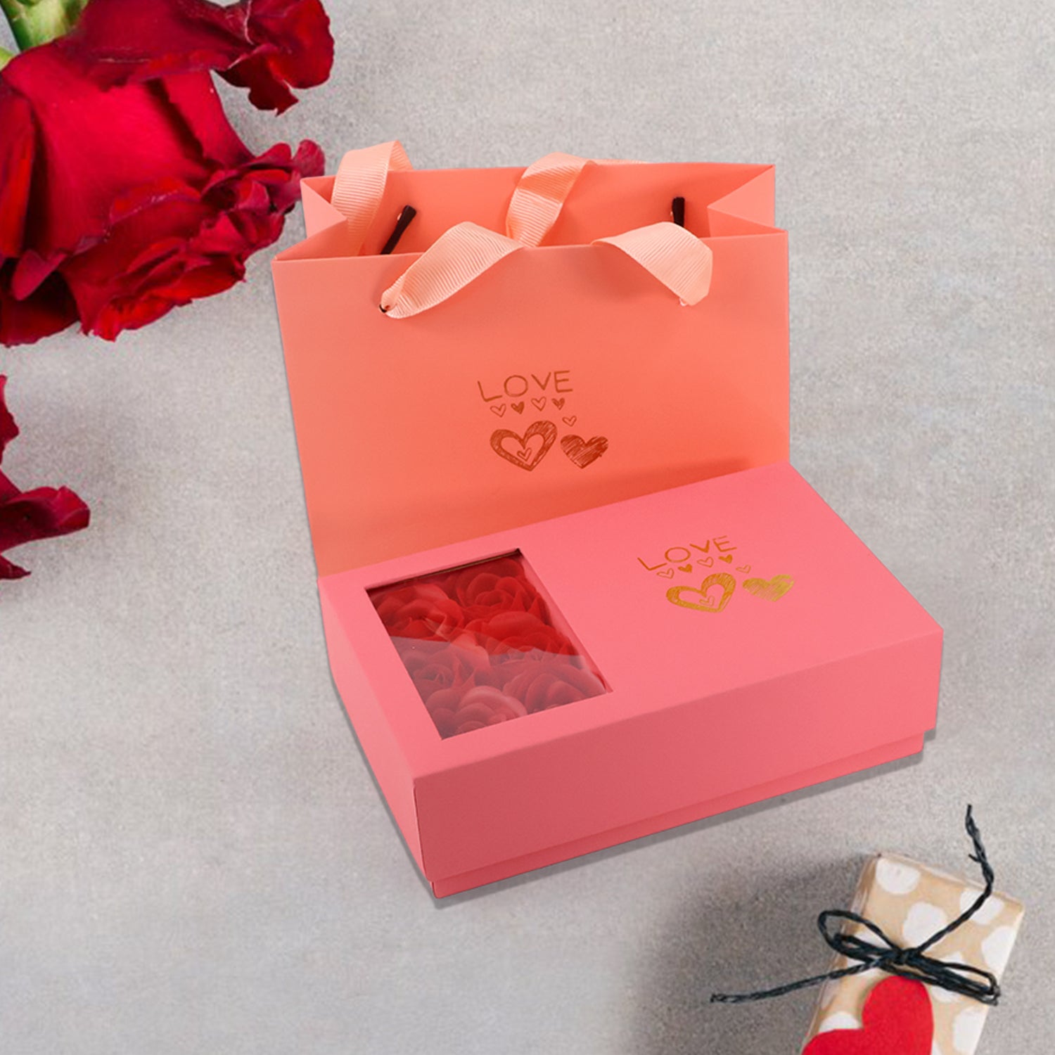 Jewellery Gift Box with Lids & Roses Packaging Box with 6 Roses (1 Set) - Shivani Jaswal Jewellery Gift Box with Lids & Roses Packaging Box with 6 Roses (1 Set)