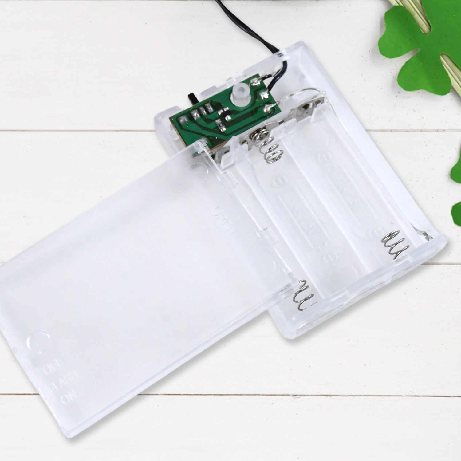 8 LED String Lights 3 Battery Operated (1 Pc / Battery Not Included) - Shivani Jaswal 8 LED String Lights 3 Battery Operated (1 Pc / Battery Not Included)
