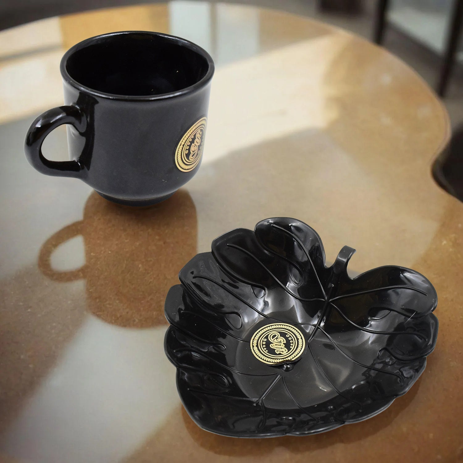 A One Ceramic Tea / cups / Mug Set With Leaf Shape Serving Bowl (8 Pcs set) - Shivani Jaswal A One Ceramic Tea / cups / Mug Set With Leaf Shape Serving Bowl (8 Pcs set)