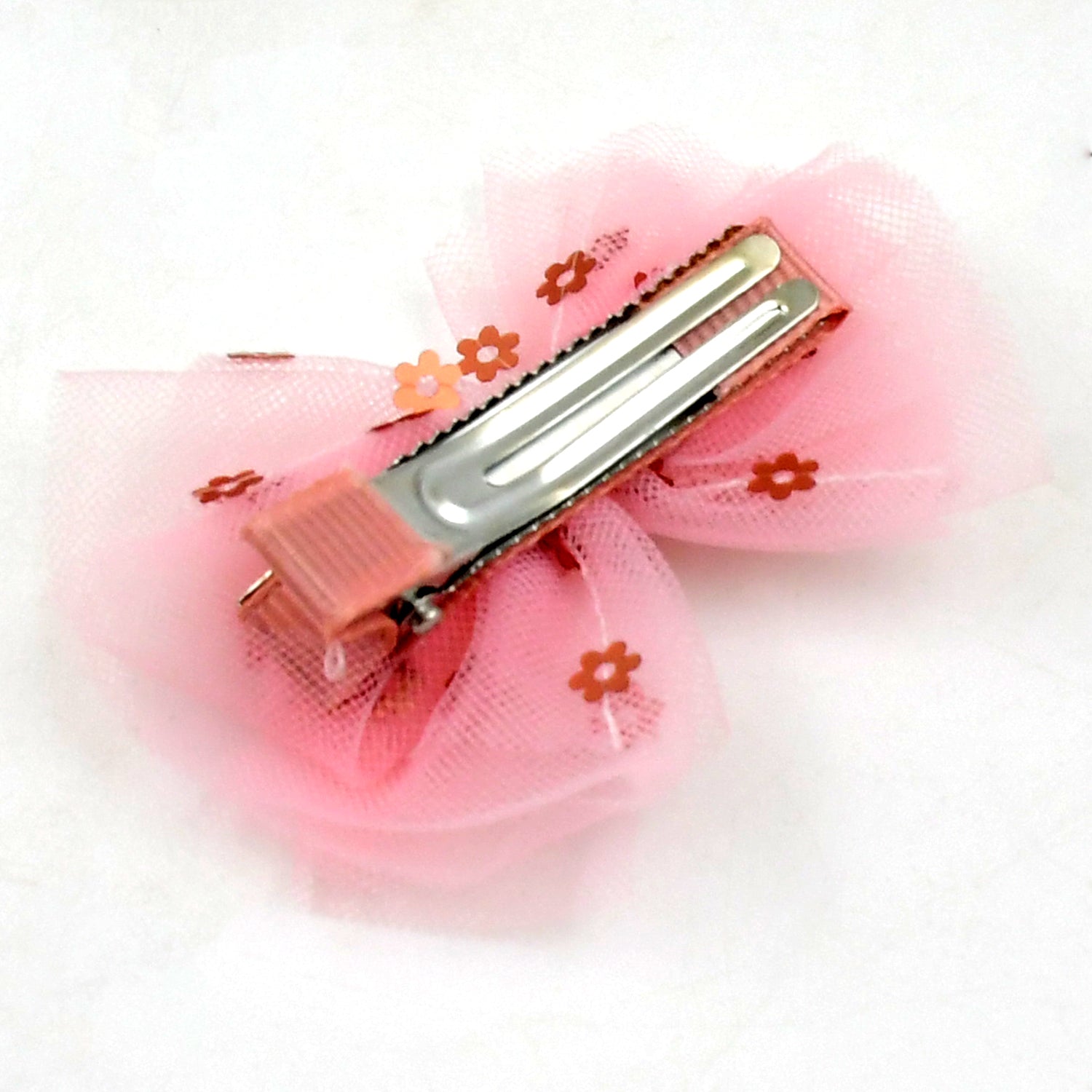 Hair Bow Knot Clip Suitable For Girls (1 Pc), Hair accessories - Shivani Jaswal Hair Bow Knot Clip Suitable For Girls (1 Pc), Hair accessories