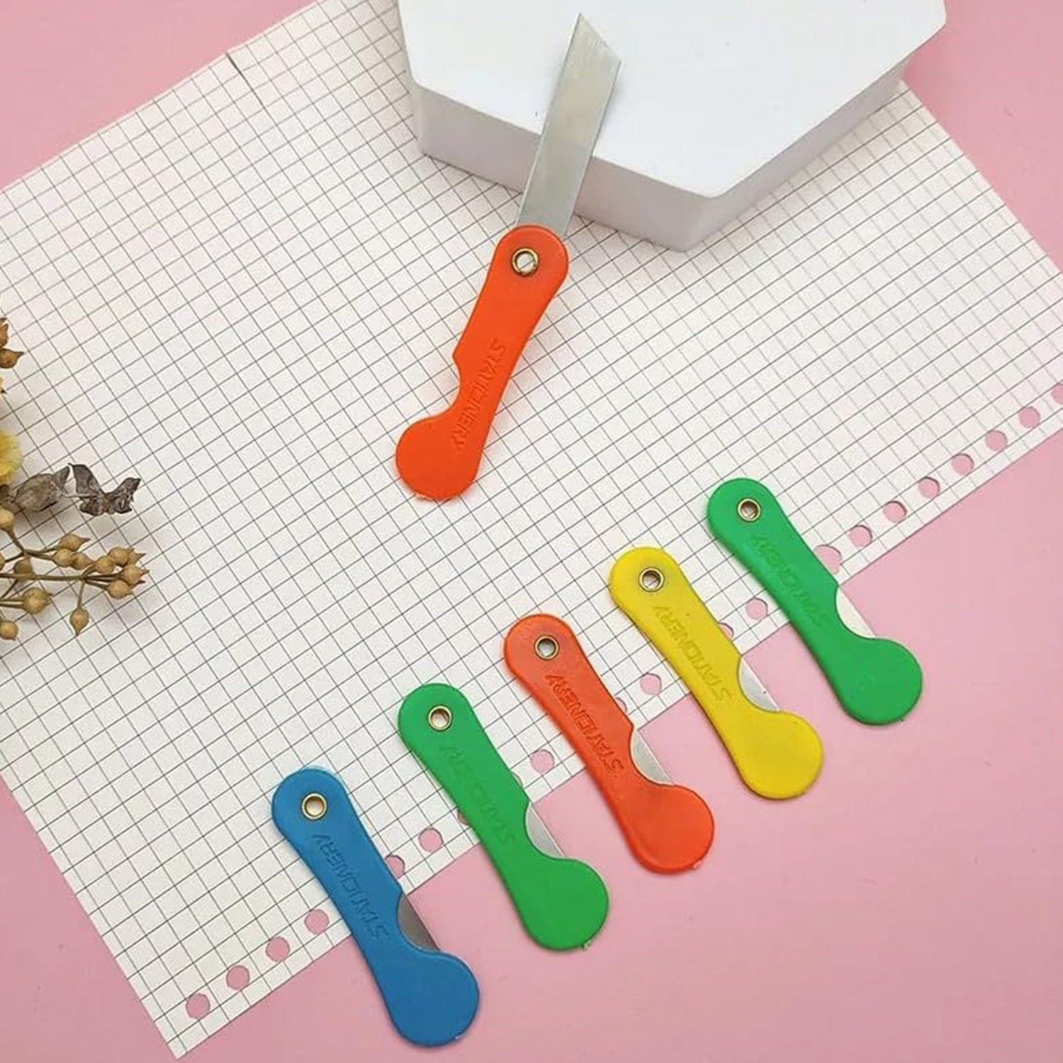 Multicolour Mini Paper Cutter Knife Pencil Knife (Pack of 12) - Shivani Jaswal Multicolour Mini Paper Cutter Knife Pencil Knife (Pack of 12)