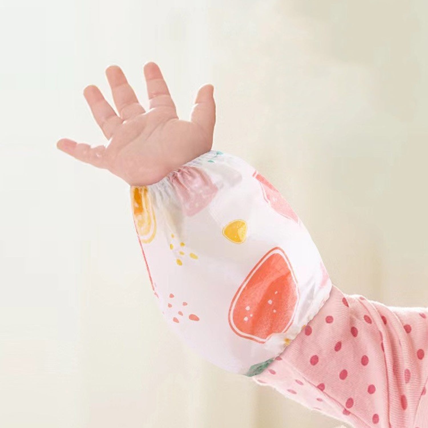 Waterproof Arm Sleeves (10 Pairs) - Shivani Jaswal Waterproof Arm Sleeves (10 Pairs)