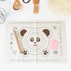 3 In 1 Silicone Baking Mat With Wooden Belan & Cake Scraper (3 Pcs Set / 50Ã—70 CM)