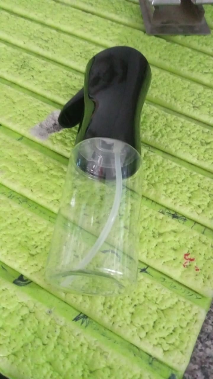 Plastic Oil Spray Bottle - Versatile Kitchen Gadgets (250 ML Approx) - Shivani Jaswal Plastic Oil Spray Bottle - Versatile Kitchen Gadgets (250 ML Approx)