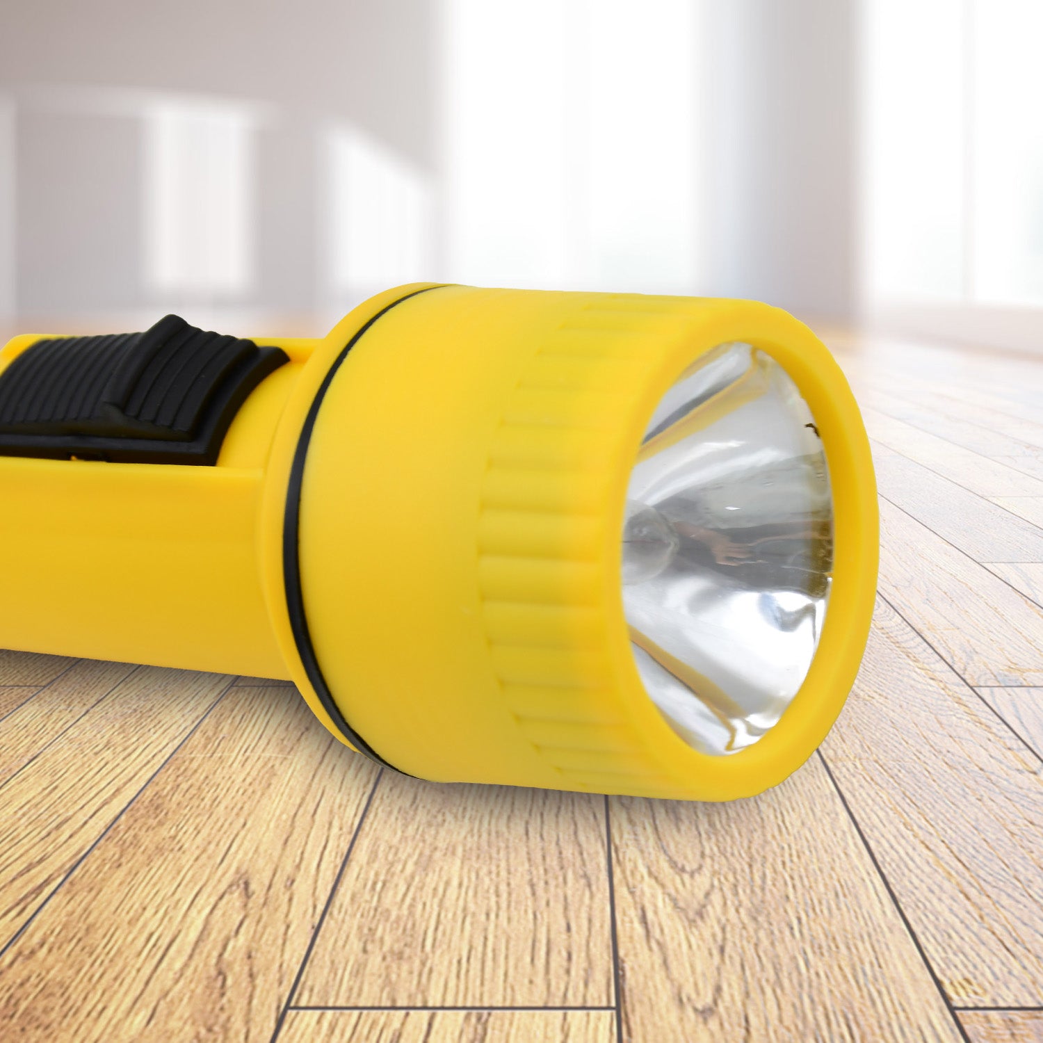 Big LED Flashlights / Torch Light, Battery operated (1 Pc / Battery not included) - Shivani Jaswal Big LED Flashlights / Torch Light, Battery operated (1 Pc / Battery not included)