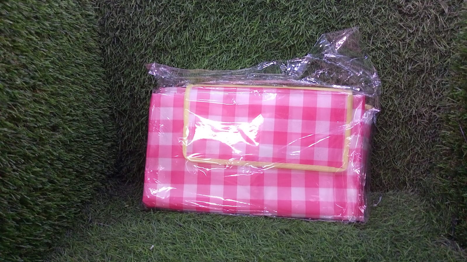 Picnic Blanket Beach Mat Waterproof Blanket Foldable Picnic, Beach, Camping - Shivani Jaswal Picnic Blanket Beach Mat Waterproof Blanket Foldable Picnic, Beach, Camping