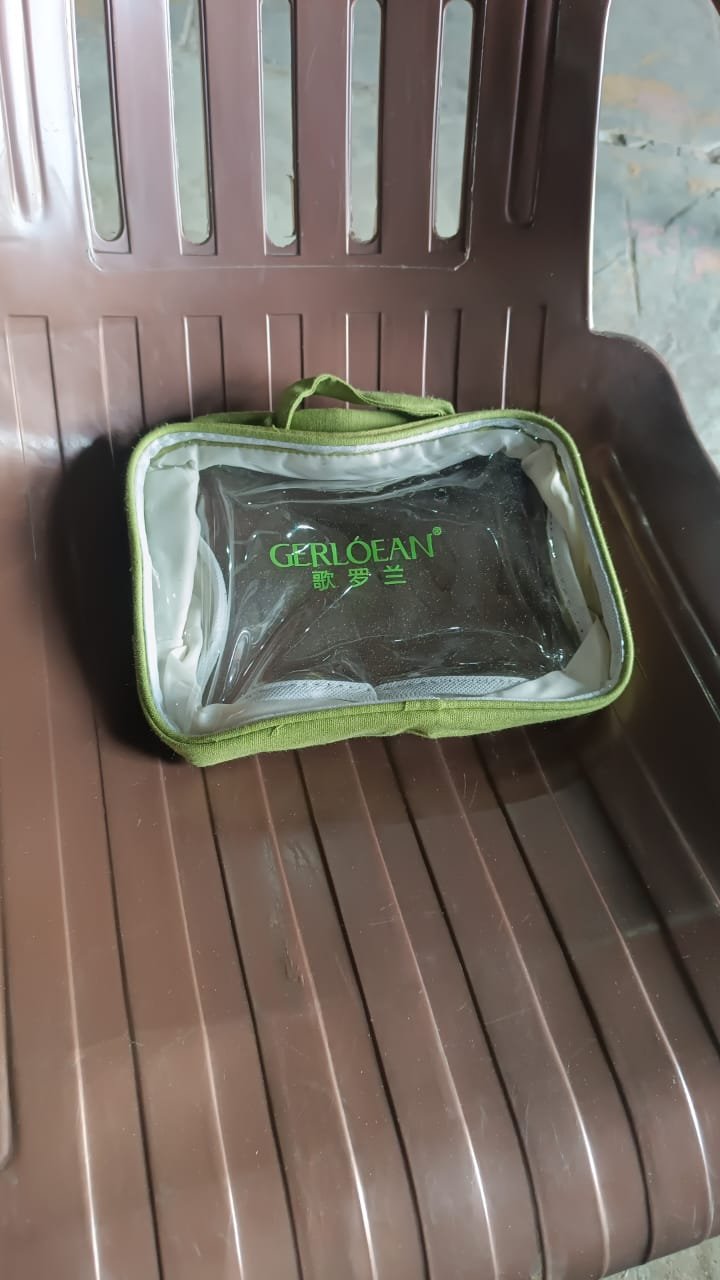 Transparent Zipper Closing Pouch (1 Pc / Big) - Shivani Jaswal Transparent Zipper Closing Pouch (1 Pc / Big)