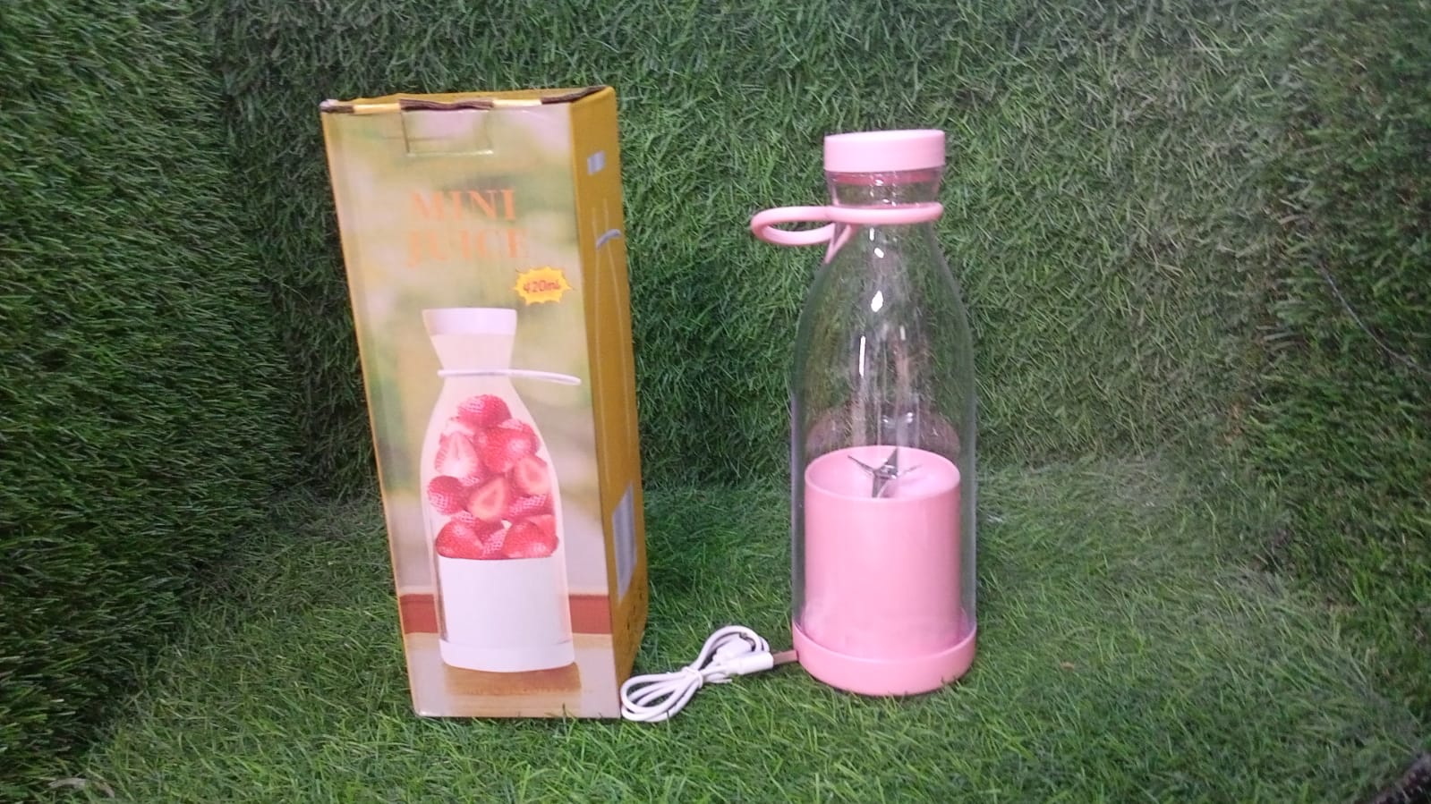 BLENDER PORTABLE JUICER FOR SMOOTHIE 420 ML Multicolour - Shivani Jaswal BLENDER PORTABLE JUICER FOR SMOOTHIE 420 ML Multicolour