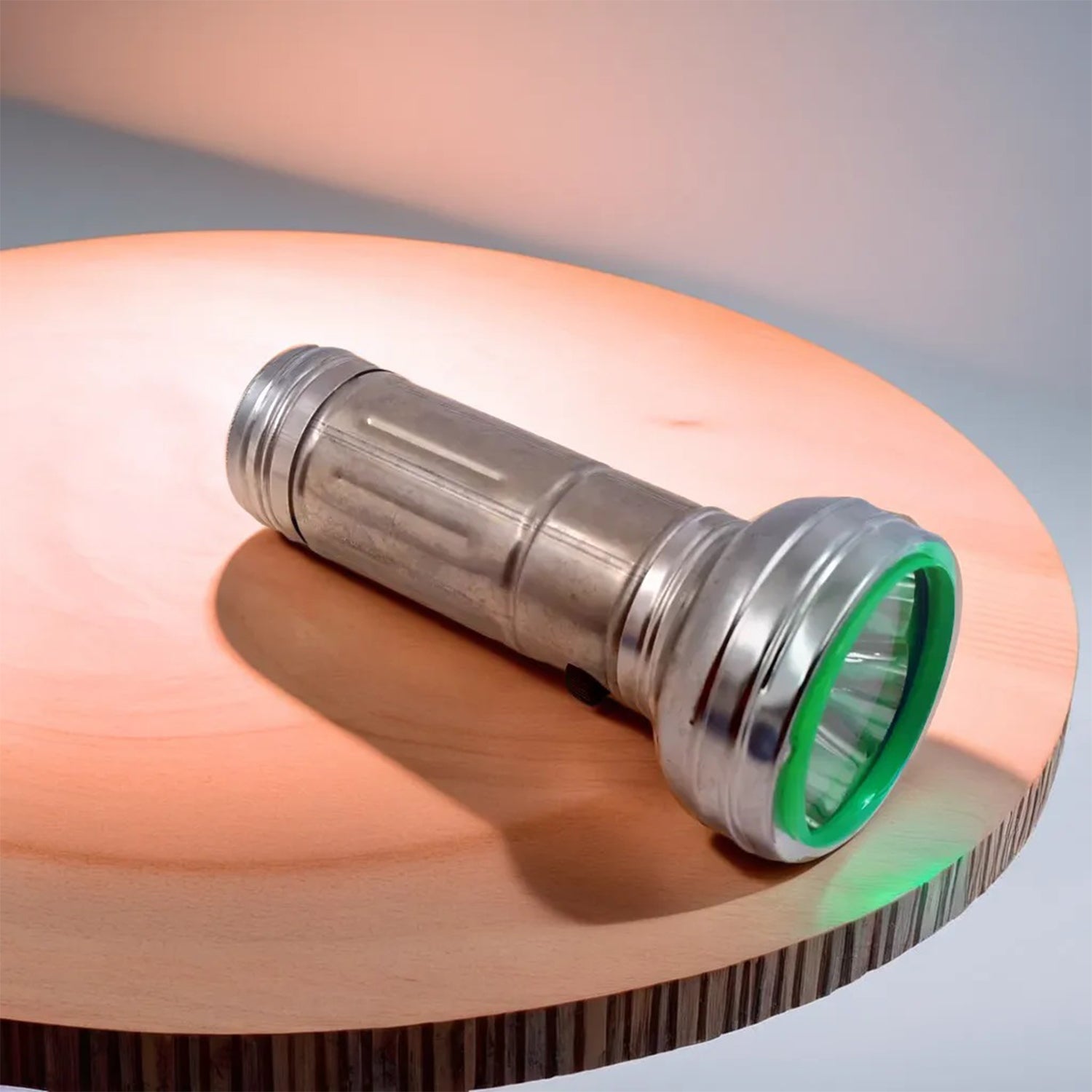 Nostalgic Flashlight,Flashlight Outdoor, Portable Nostalgic Simple Iron Outdoor Old-Fashioned Flashlight - Shivani Jaswal Nostalgic Flashlight,Flashlight Outdoor, Portable Nostalgic Simple Iron Outdoor Old-Fashioned Flashlight