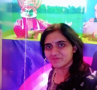 Urvashi Dubey, a passionate educator committed to empowering students through meaningful teaching and lifelong learning values.