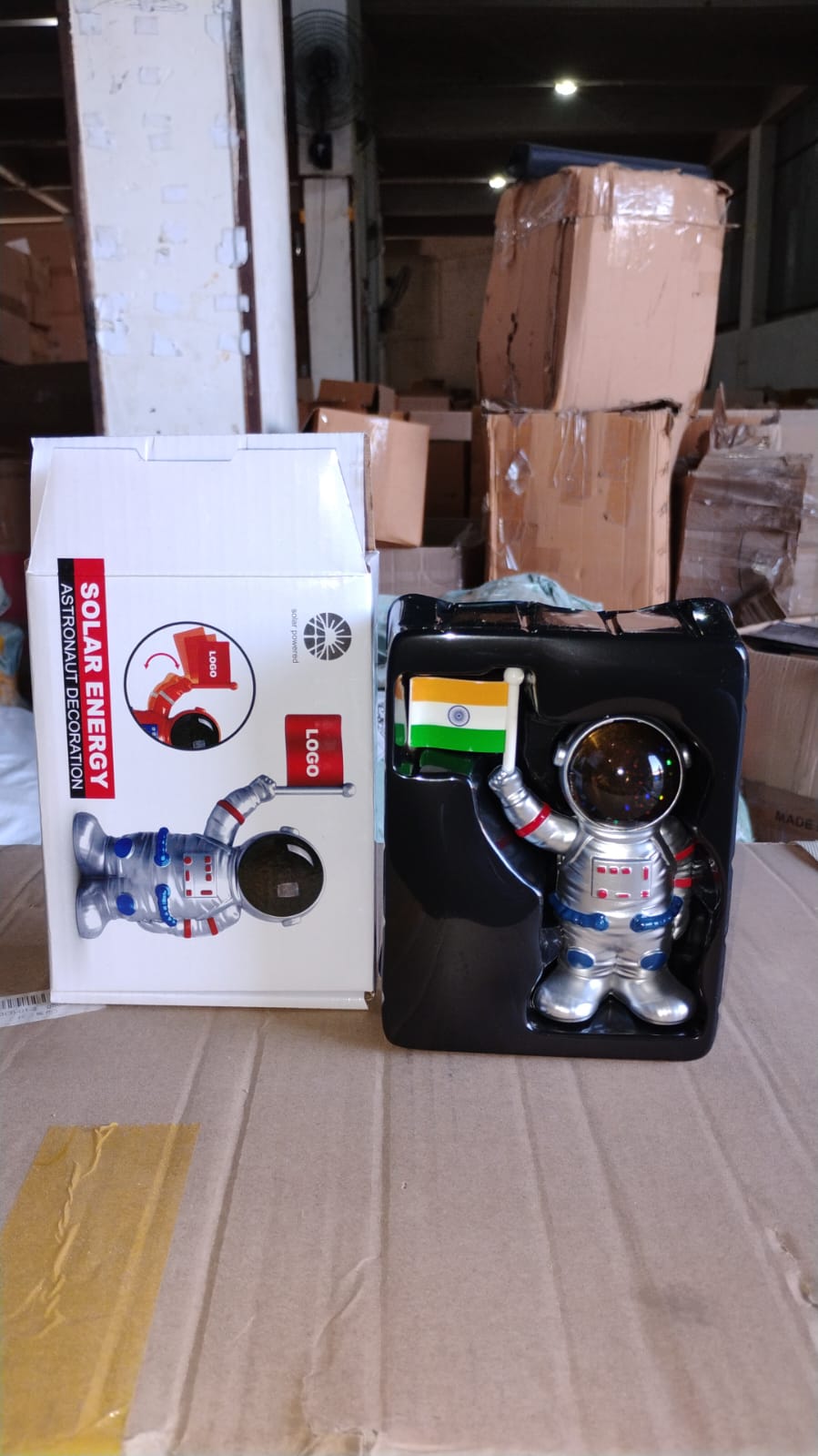 Solar Power Astronaut Ornament Moving Hand with Indian Flag (1 Pc) - Shivani Jaswal Solar Power Astronaut Ornament Moving Hand with Indian Flag (1 Pc)