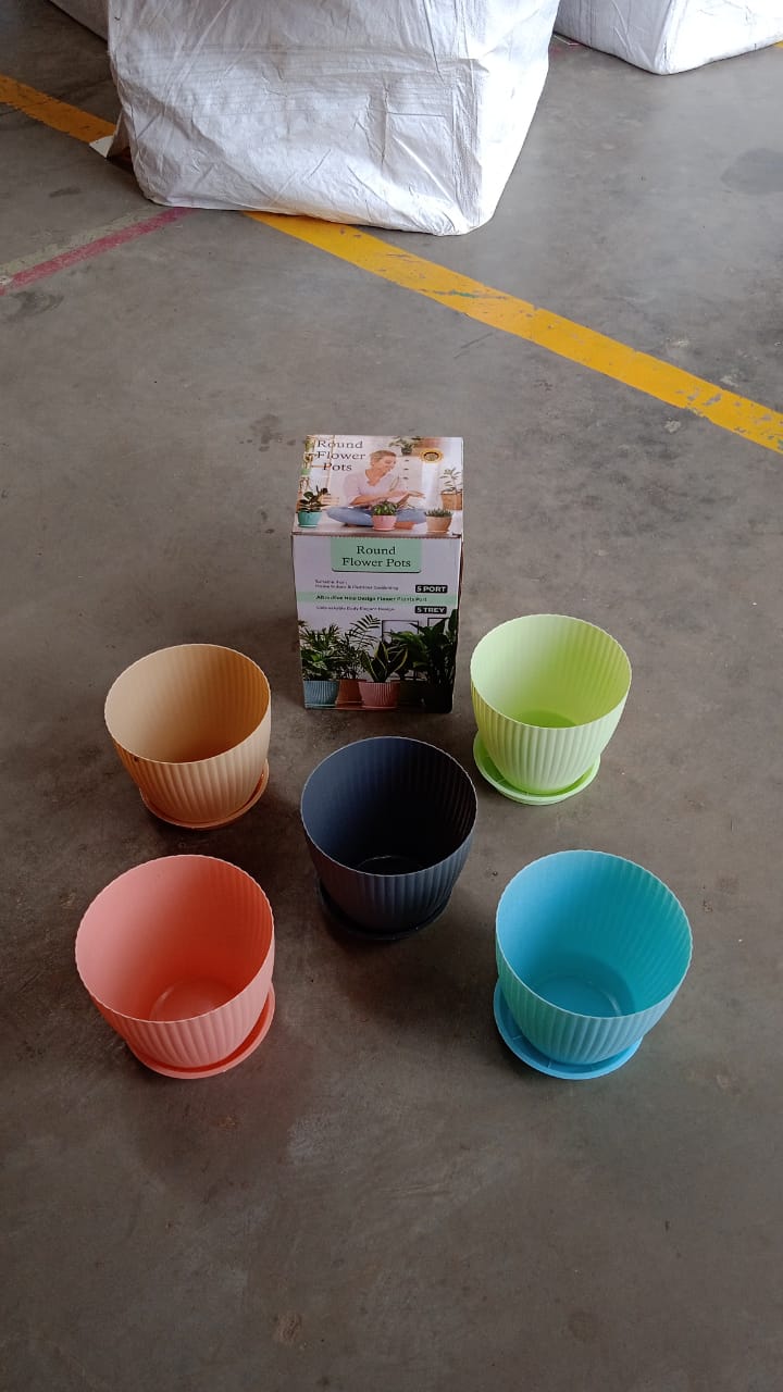 Round Plastic Flower Pot with Bottom Tray (5 Pcs Set / With Color Box) - Shivani Jaswal Round Plastic Flower Pot with Bottom Tray (5 Pcs Set / With Color Box)