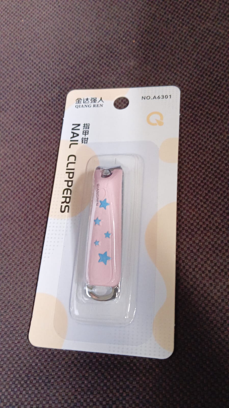 Cute Nail Clipper with Nail Catcher, Nail File - Stainless Steel (1 Pc) - Shivani Jaswal Cute Nail Clipper with Nail Catcher, Nail File - Stainless Steel (1 Pc)