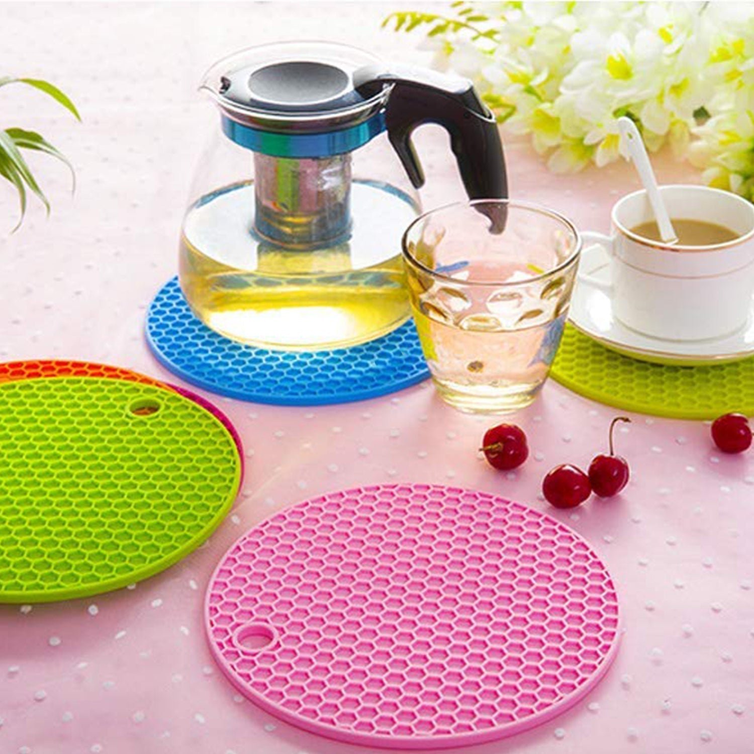 Silicone Trivet for Hot Dish and Pot, Silicone Hot Pads ( 1 pcs ) - Shivani Jaswal Silicone Trivet for Hot Dish and Pot, Silicone Hot Pads ( 1 pcs )
