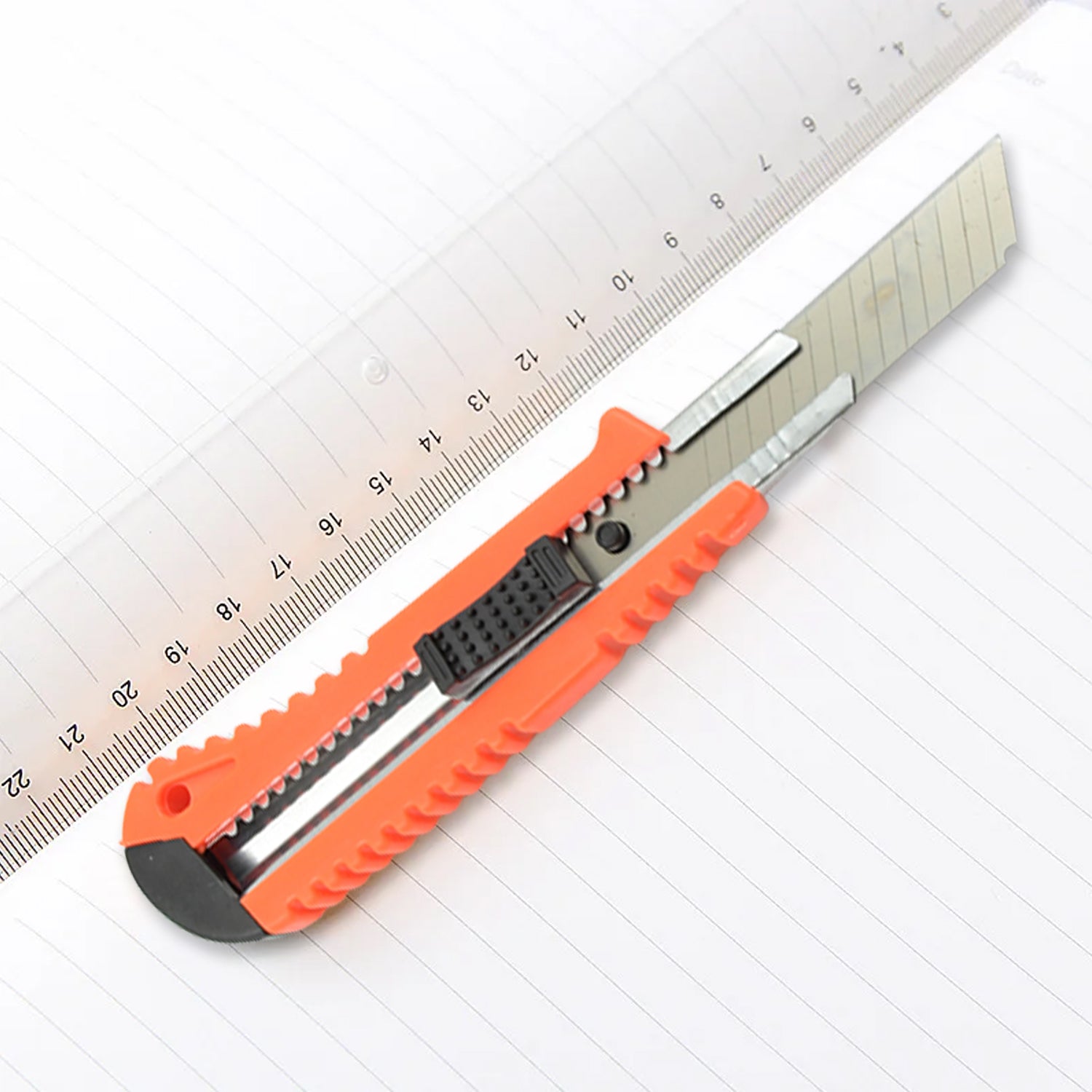 Multi-Use Heavy Duty Iron Cutter – Precision Utility Knife Blade (18mm) - Shivani Jaswal Multi-Use Heavy Duty Iron Cutter – Precision Utility Knife Blade (18mm)
