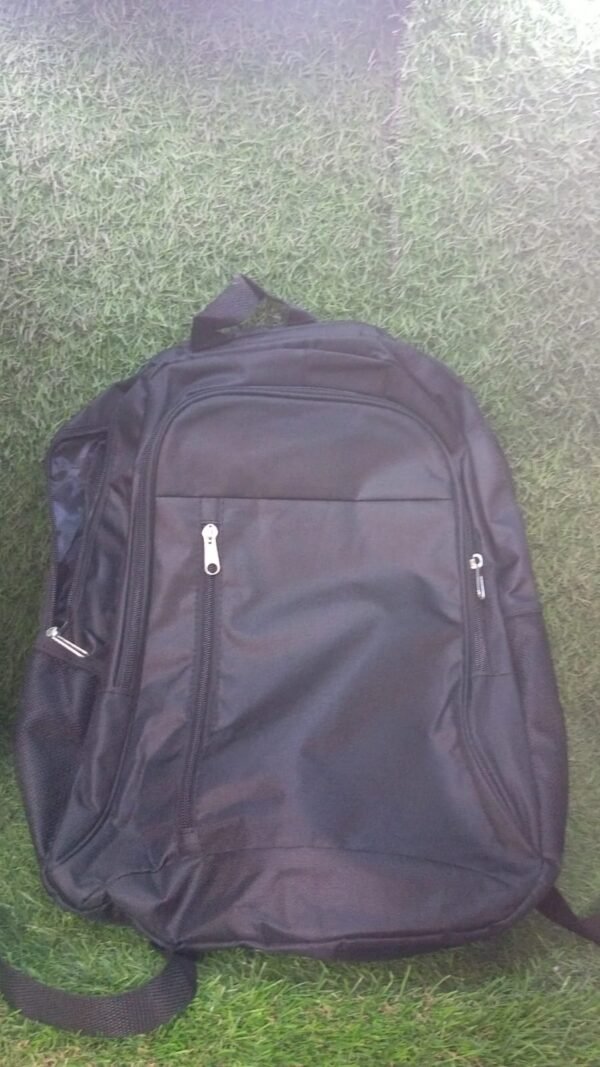 Slim, Durable Water-Resistant Unisex Laptop Backpack Ã¢â‚¬â€œ College Bag