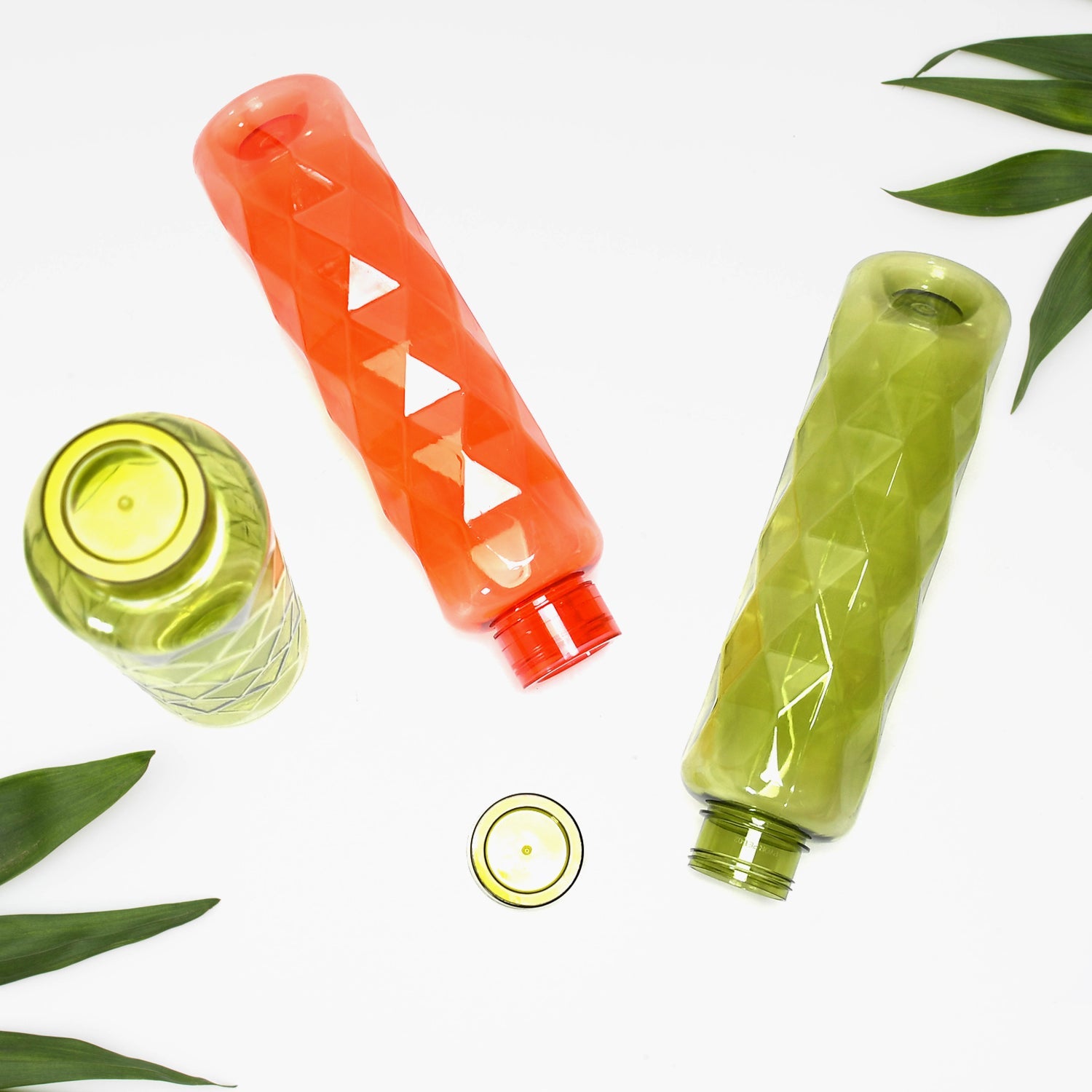 3Pc Set Diamond Cut Bottle Used for storing water and beverages purposes for people. - Shivani Jaswal 3Pc Set Diamond Cut Bottle Used for storing water and beverages purposes for people.