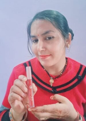 Lakme 9To5 Primer Matte Liquid Lipstick Deep Maroon Shade