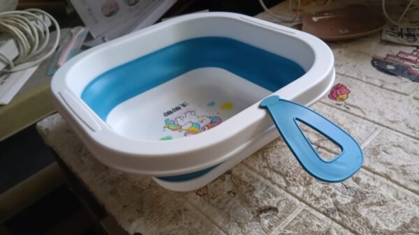 Space-Saving Foldable Baby Wash Basin, Lightweight & Easy to Clean for Home (28Ãƒâ€”28 Cm)