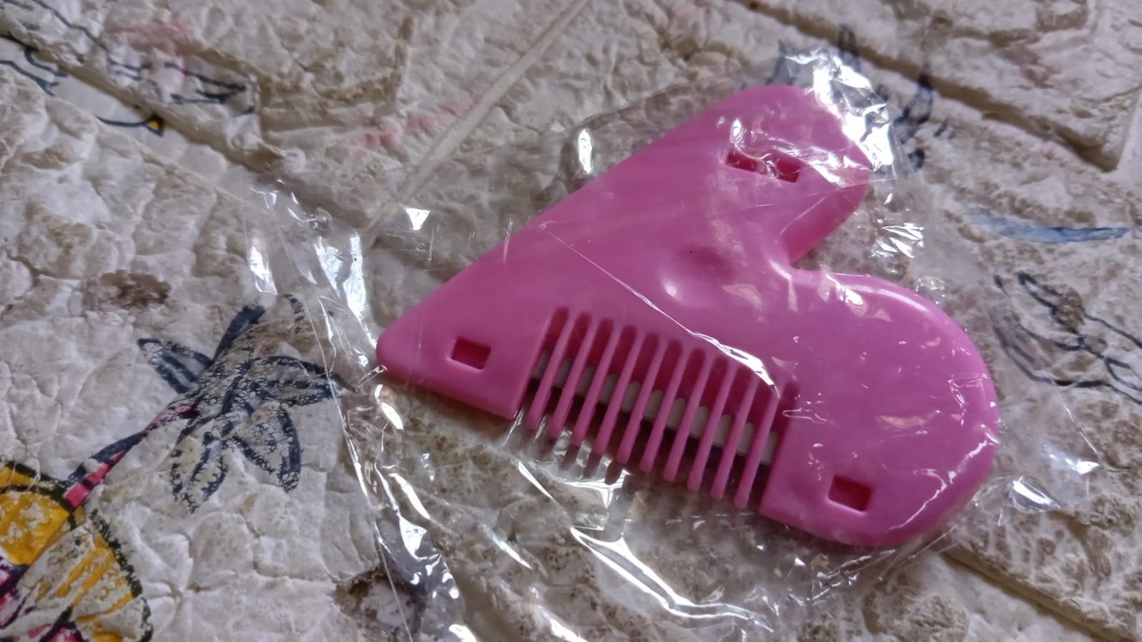 Heart Shape Baby Hair Scissors - Lightweight Stainless Steel Thinning Shears for Girls, Hair accessories - Shivani Jaswal Heart Shape Baby Hair Scissors - Lightweight Stainless Steel Thinning Shears for Girls, Hair accessories