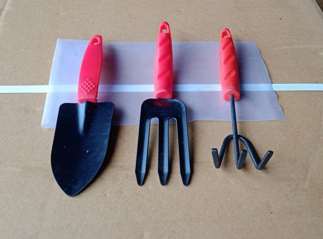 3pcs Small sized Hand Cultivator, Small Trowel, Garden Fork - Shivani Jaswal 3pcs Small sized Hand Cultivator, Small Trowel, Garden Fork