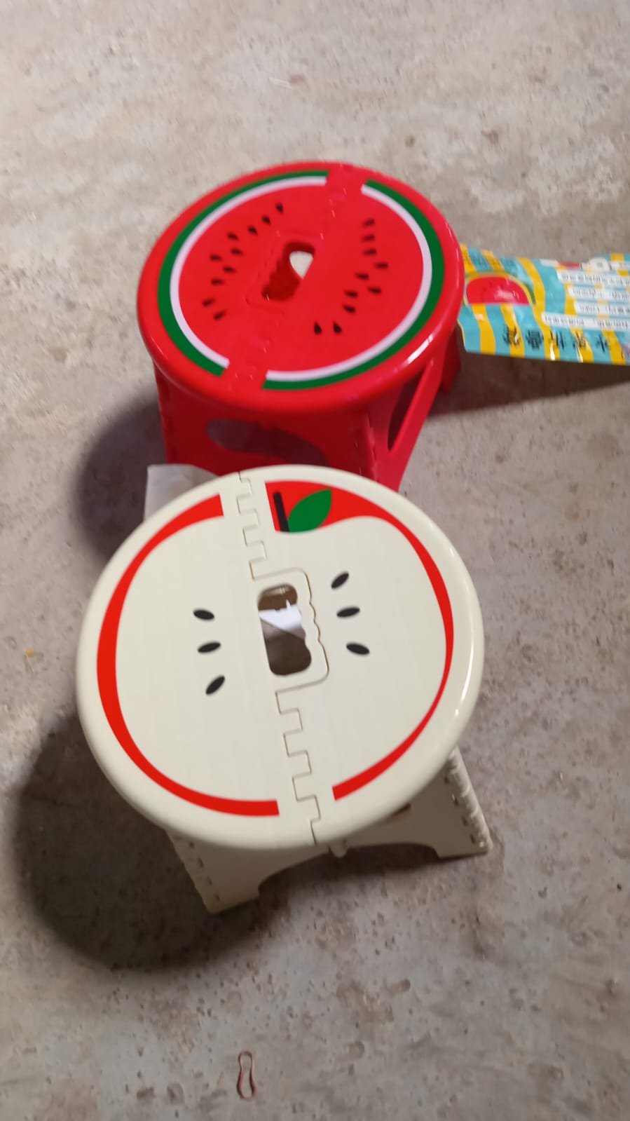 Mix Color Creative Thickening Folding Stool, Fruit Pattern Plastic Low Stool for Kindergarten Small Bench Hinge Handle Design,Learn Game Children's Kids Table Indoor Household Children's Chair Lightweight - Shivani Jaswal Mix Color Creative Thickening Folding Stool, Fruit Pattern Plastic Low Stool for Kindergarten Small Bench Hinge Handle Design,Learn Game Children's Kids Table Indoor Household Children's Chair Lightweight